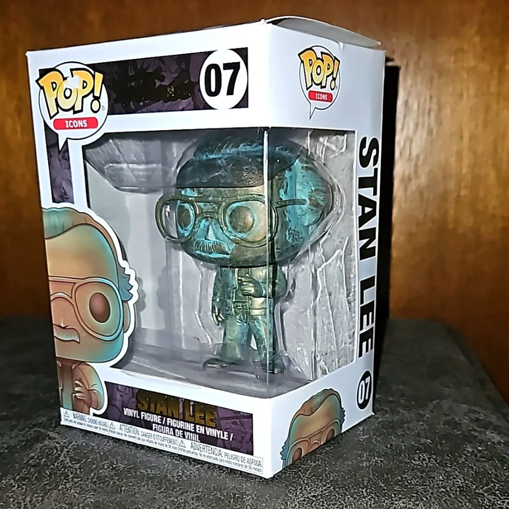 Funko Pop! Stan Lee (Patina) #07 - Picture 2 of 9